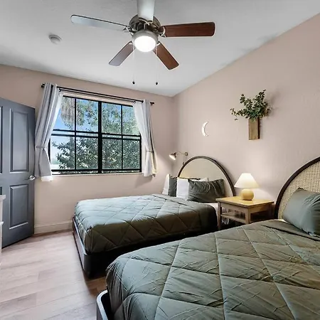 Designer Corner Suite 3Br/2Ba - Disney, Universal, Convention Center & Seaworld